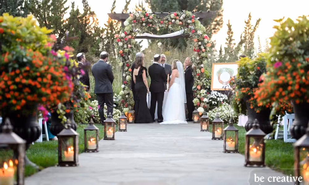 Floral Jewish wedding ceremony