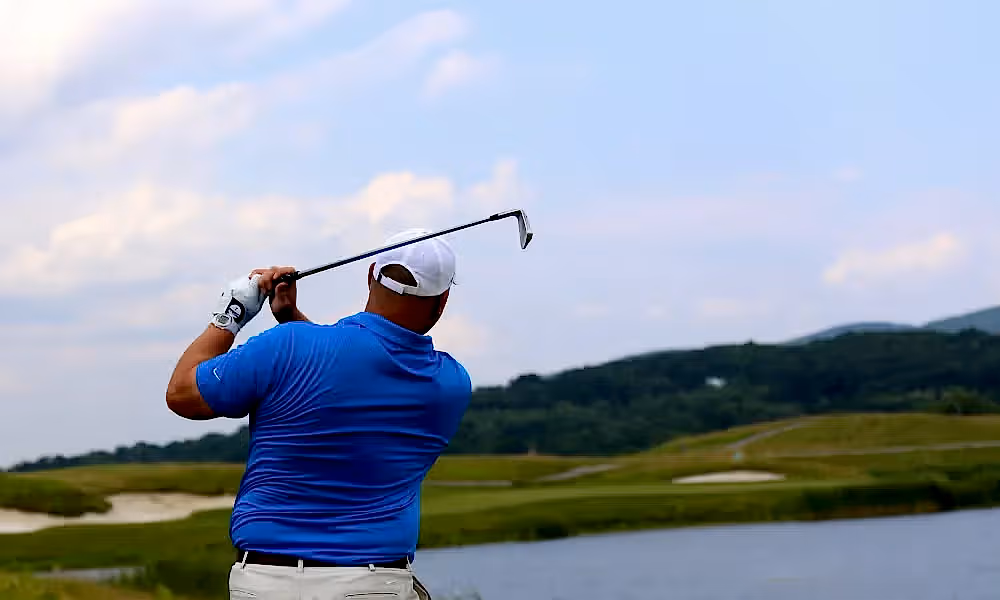 Golfer playing at golf resort near NYC